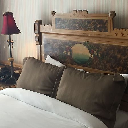Hotel The Golden Lamb Lebanon Zewnętrze zdjęcie